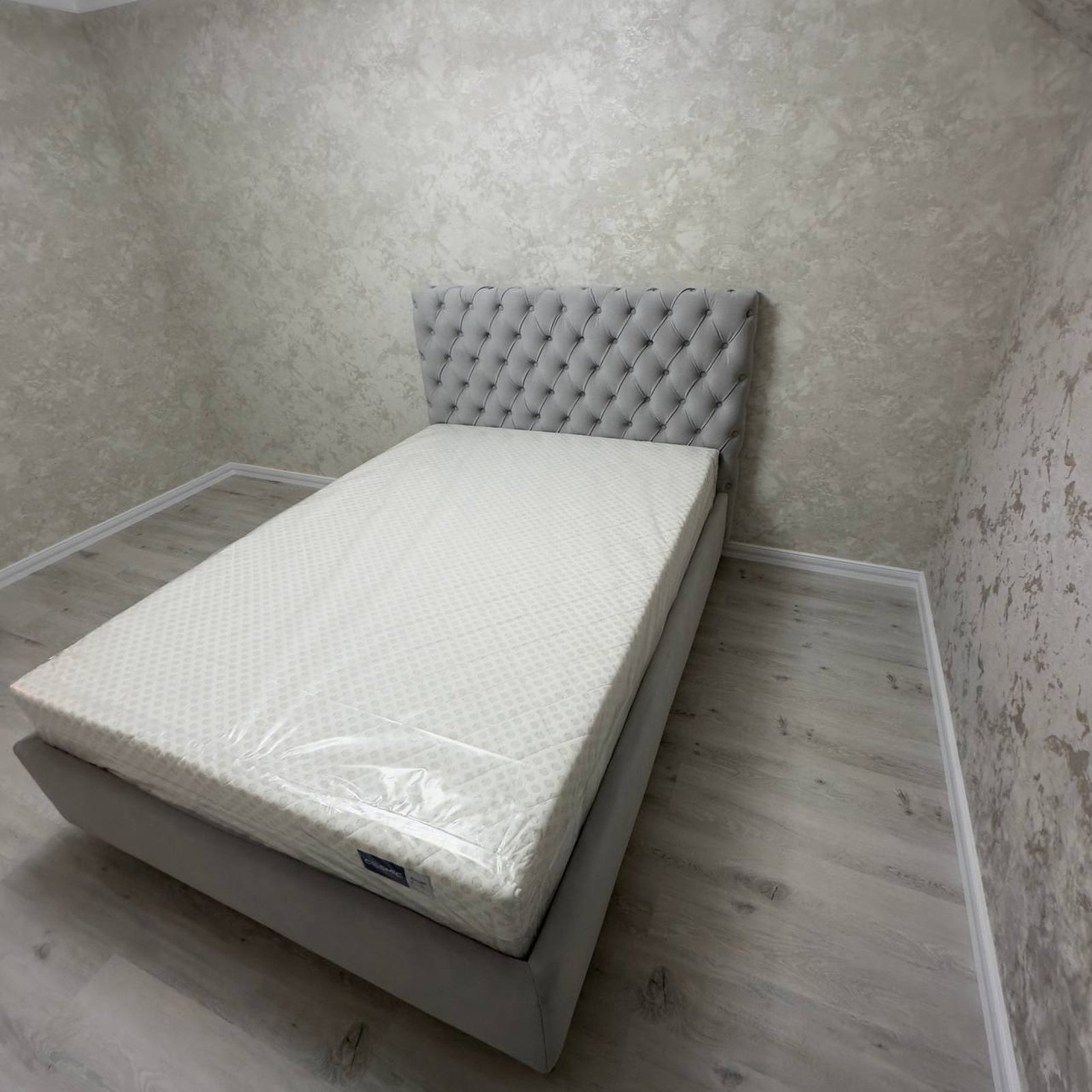 Кровать 1079